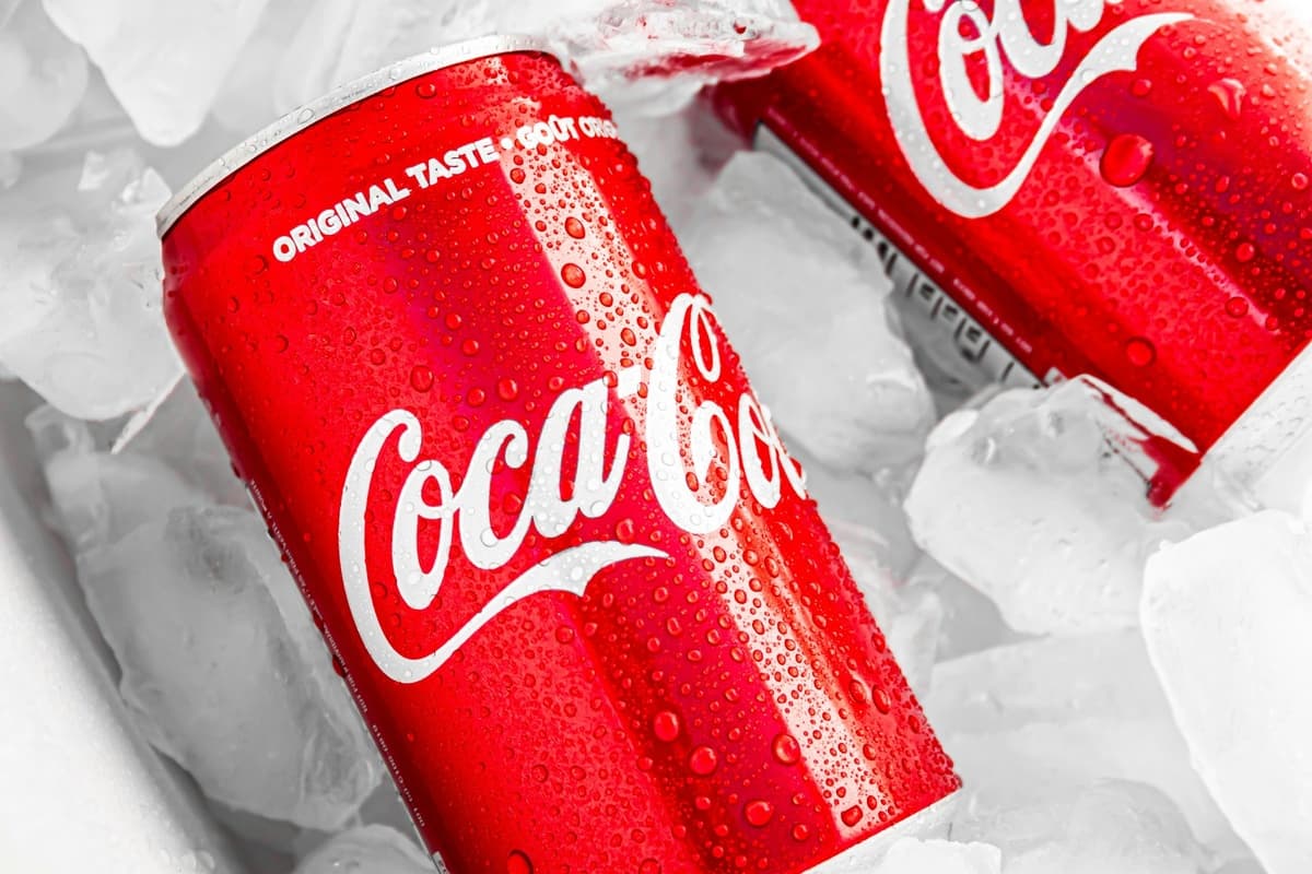 Překvapivá pravda o Coca-Cole: Co byste měli vědět před dalším nákupem!