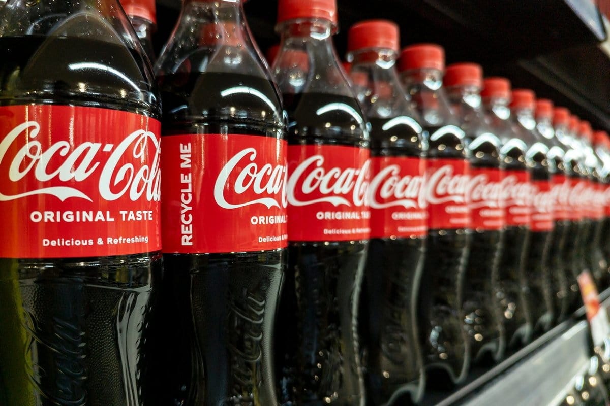 Překvapivá pravda o Coca-Cole: Co byste měli vědět před dalším nákupem!